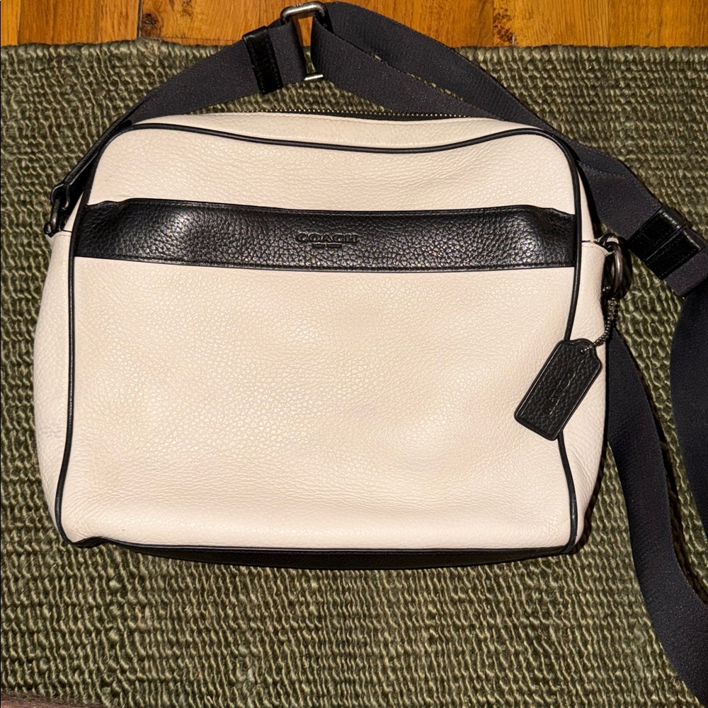 Coach Black and Cream Men's Messenger Bag - Picture 2 of 3